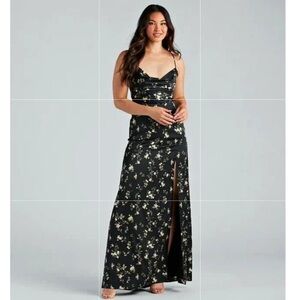 NEW Windsor Elegant Black Floral Maxi Dress size S lined spaghetti strap prom
